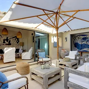 https://le-bastidon-de-pampelonne.fr-provencehotel.com