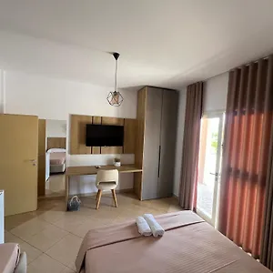 https://greison-vacation-house.albaniahotels.org